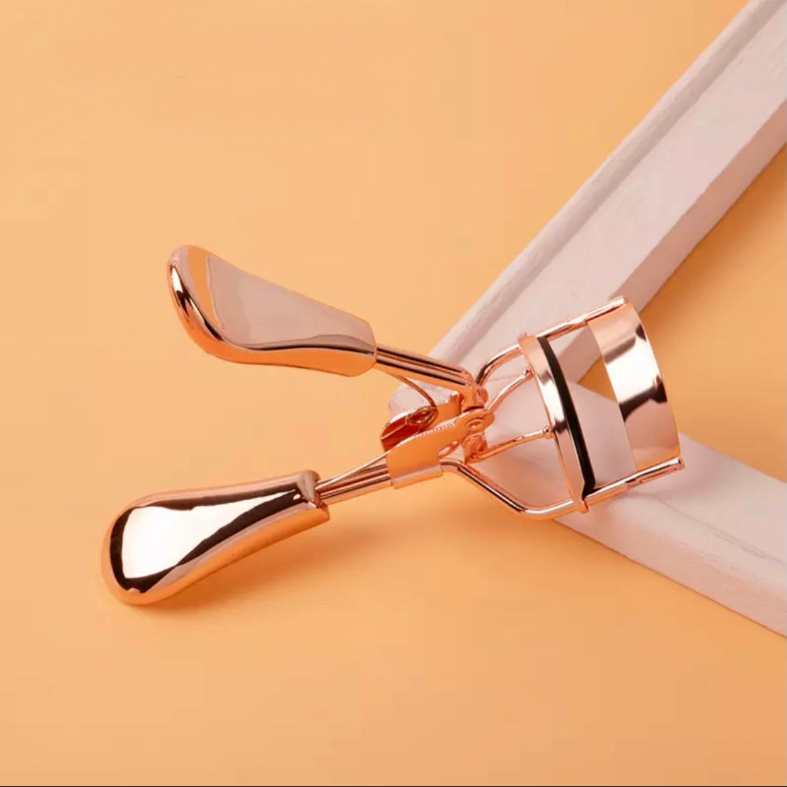 Eyelash Curler